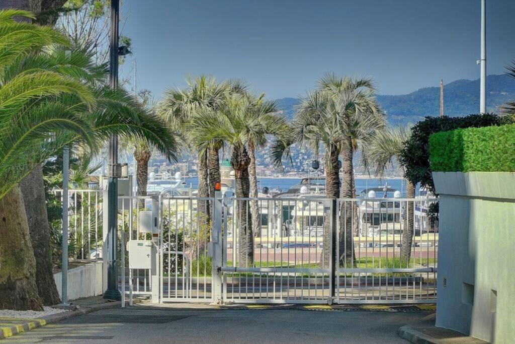 Le Palm - 100M Plage - Croisette - Verriere Cote D'Azur Apartment Кан Екстериор снимка